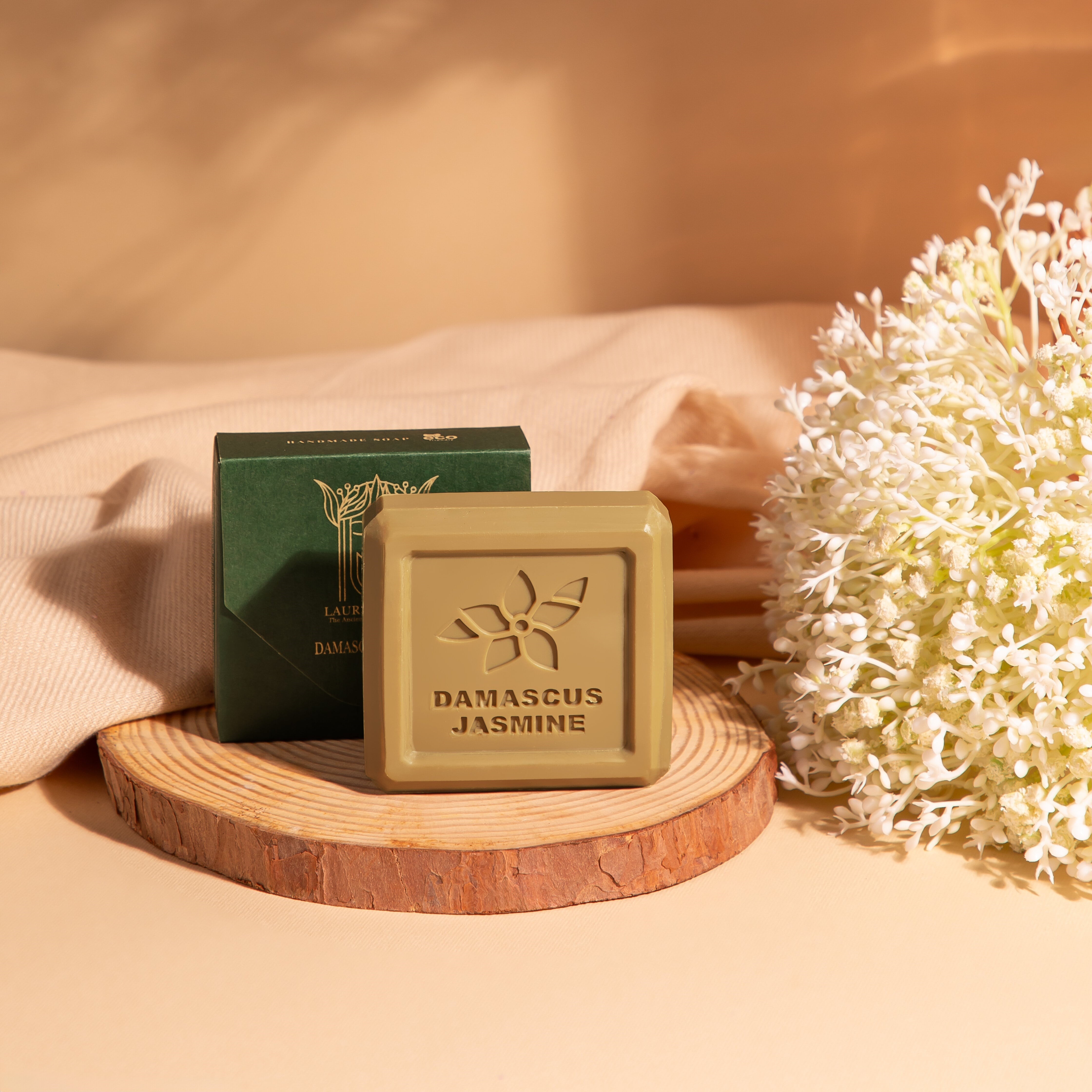 Luxury Gift box: A Tale of Laurus Aroma