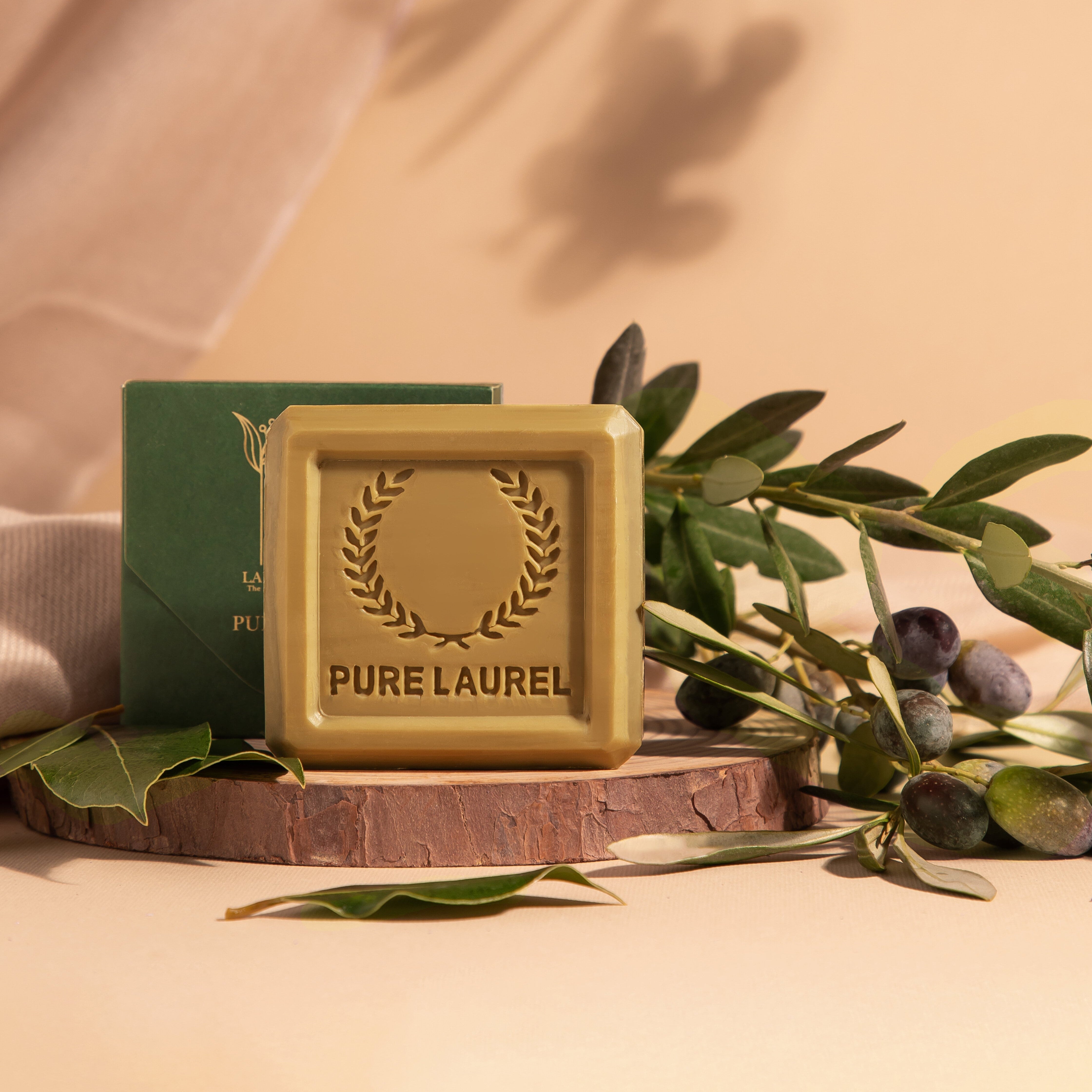 Luxury Gift box: A Tale of Laurus Aroma